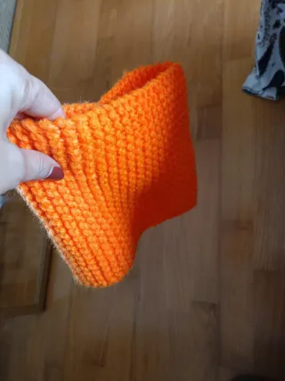 Gorro i bufanda de crochet fet a mà d'en MIC