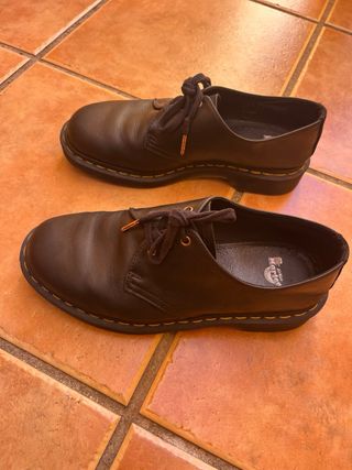 Zapatos Dr. Martens negros talla 41