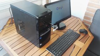 ORDENADOR  Y MONITOR ASUS VS197DE