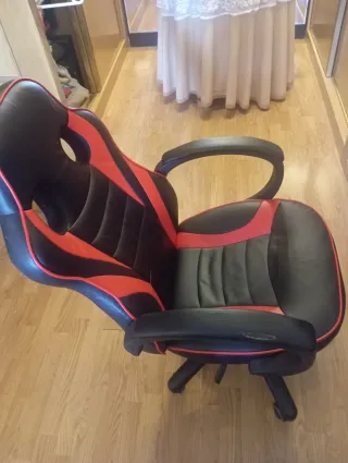 Silla Gamer Negra y Roja
