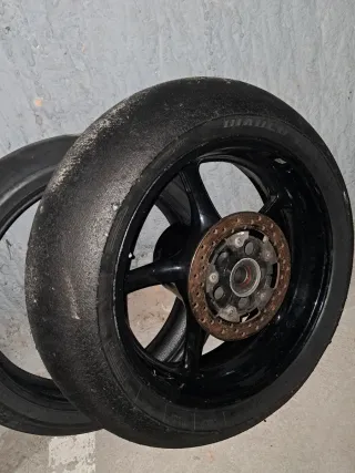 Llanta Trasera yamaha fz yz R