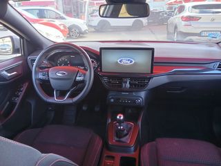 SIN ENTRADA!  Focus 2023 58000KM ETIQUE ECO STLIN
