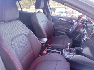 SIN ENTRADA!  Focus 2023 58000KM ETIQUE ECO STLIN