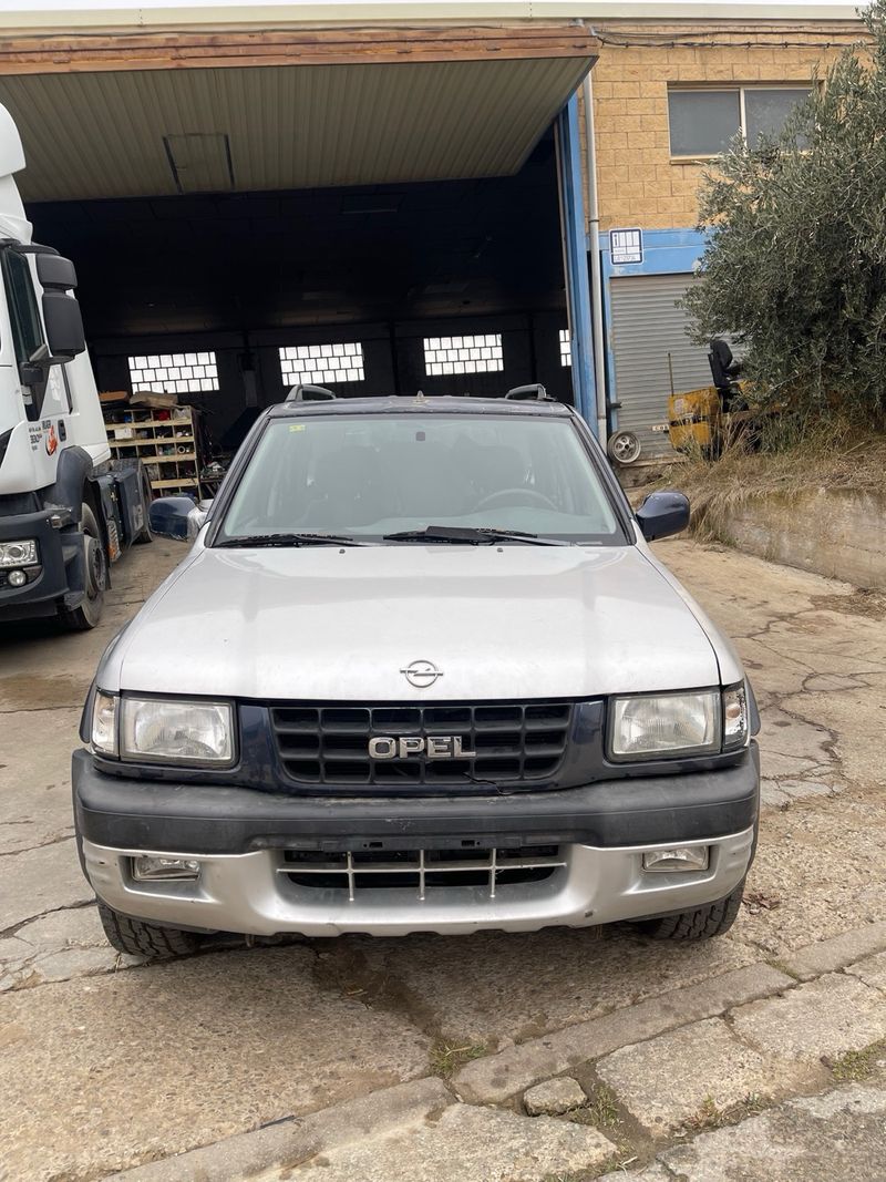 Opel Frontera 2001 - foto 1