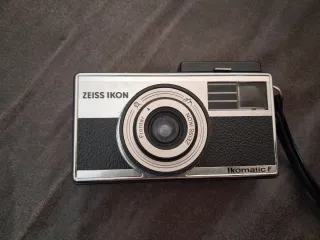 Zeiss Ikon Ikomatic F Cámara Antigua