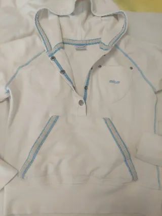 Sudadera con capucha blanca talla M