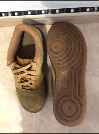 Nike Air Force 1 Mostaza Talla 38