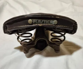 Lote 2 sillines bicicleta clásica