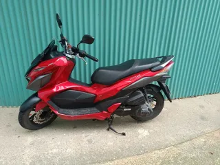 Moto 125cc Seminueva 1700 km