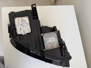 Pareja Faros Volkswagen Tiguan AD1