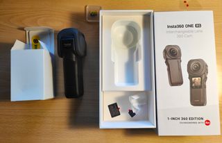 Insta360 ONE RS 1 Pulgada 360 Cámara