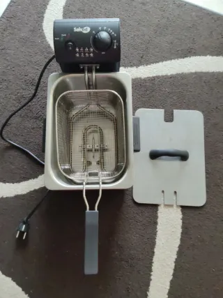 Freidora Eléctrica Salvad