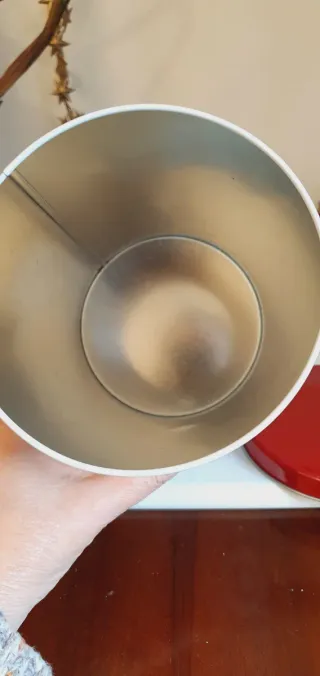 Barattolo alto metallo Ikea bianco rosso