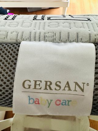 Cuna Trébol de color blanco