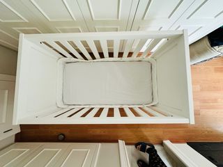 Cuna Trébol de color blanco