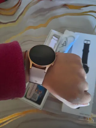 Smartwatch AR-01 Nuovo con cinturino rosa