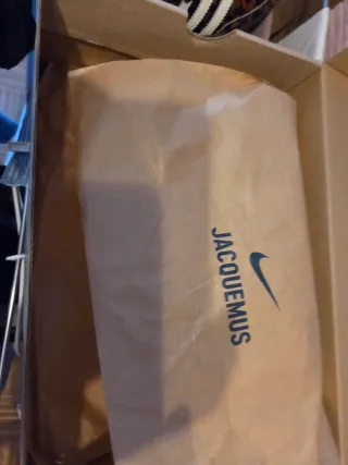 Nike Air Max 1 x Jacquemus Rojo