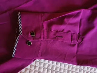 Camisa de vestir morada para hombre