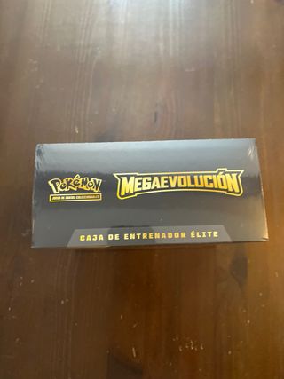 Caja Entrenador Élite Megaevolución Pokémon