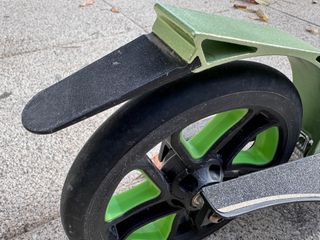 Patinete plegable verde