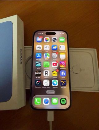 iPhone 16 (128 GB) – modelo 2024