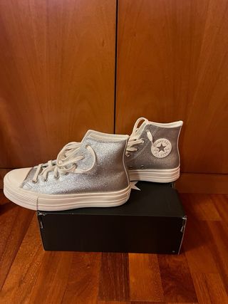 Zapatillas Converse Plata y Blancas Talla 39