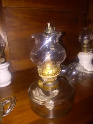 Lámparas de aceite antiguas