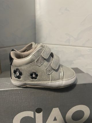 Chicco Scarpe Grigie 19 Strappo
