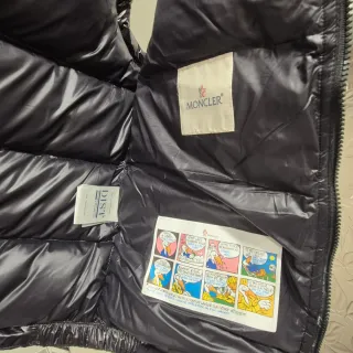 Chaleco Moncler Negro Plumas