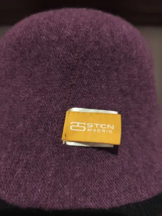 Sombrero de lana negro con lazo