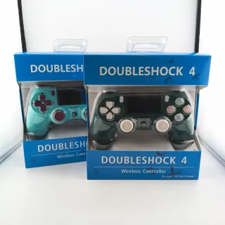 2 Controller Doubleshock 4 per PS4 Nuovi