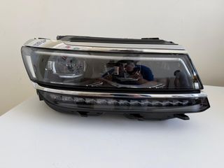 Faro Derecho Volkswagen Tiguan AD1