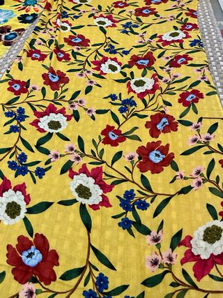 Lote 2 pañuelos French Connection flores