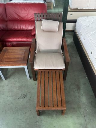 Mesa centro + 2 butacas madera y piel