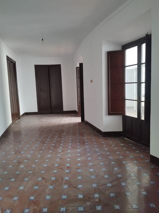 Magnifica casa con patio en el centro de Ecija