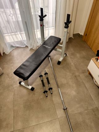 Banco de Pesas Multifuncional + Barras