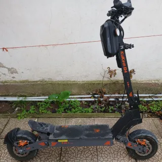 Patinete Eléctrico KUKIRIN G4  -589 Km- COMO NUEVO
