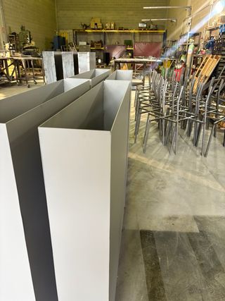 Jardineras paravientos a medida