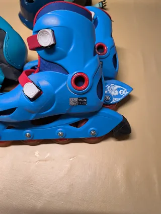 Set Patines Niño Casco y Protecciones