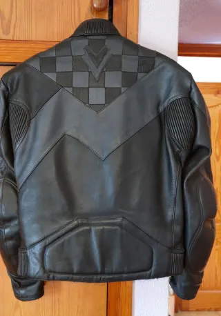 Chaqueta de piel para moto