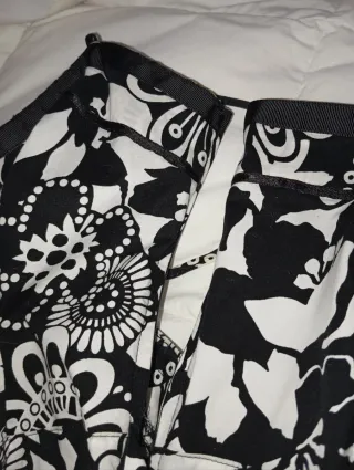 Vestido estampado floral negro y blanco