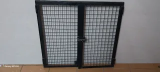 Reja de hierro 2 puertas 89x81cm