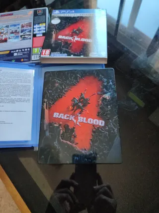 Pack 2 Juegos PS4: Resident Evil 2, Back 4 Blood