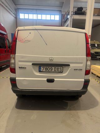 Mercedes-Benz Cdi 109 2006