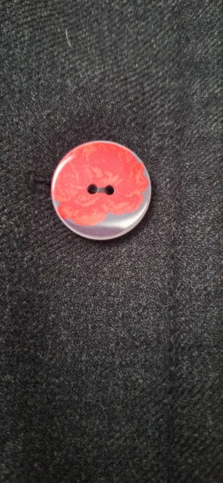 Chaquetón negro con cinturón