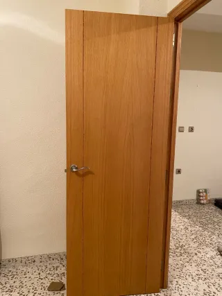 Puerta de madera