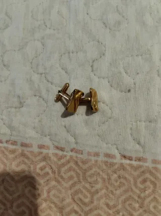 ​Gemelos de camisa dorados George ,elegantes