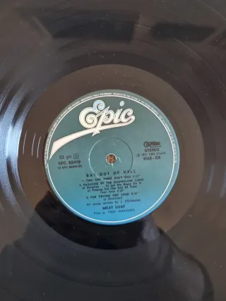 Meat Loaf - Bat Out Of Hell LP