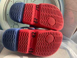 Crocs Rossi e Blu Taglia 27/28