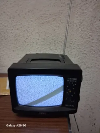 TV y Radio Portátil POONGHAN.. PRECIO NEGOCIABLE